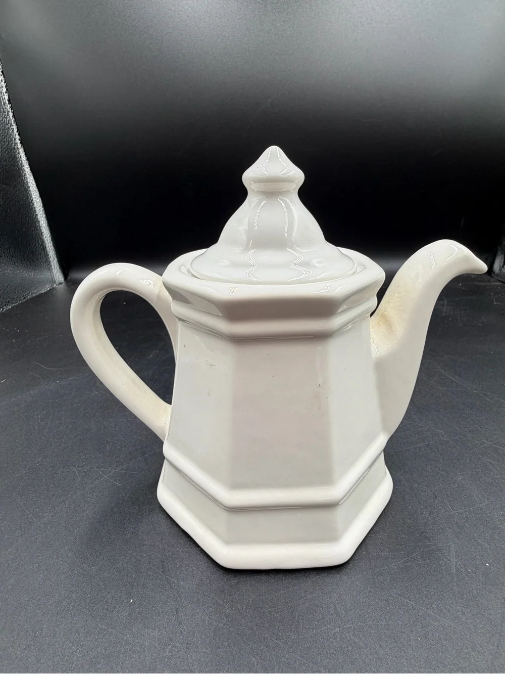 Pfaltzgraff Heritage White Ceramic Lighthouse Tower Shape Octagon Coffee Tea Pot